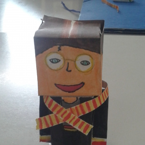 Paper toy 6F